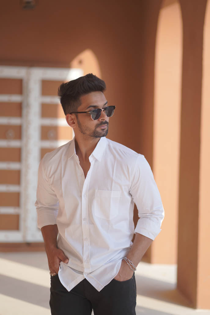 Men Solid Causal White Shirt