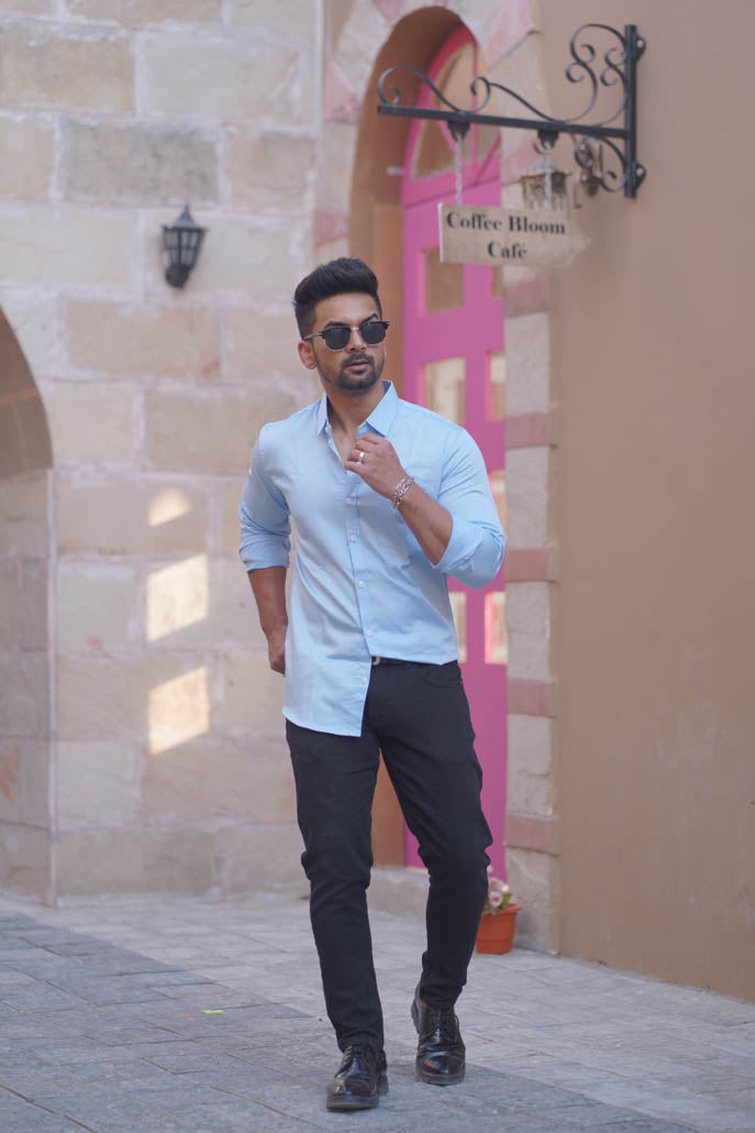 Men Solid Causal Light Blue Shirt