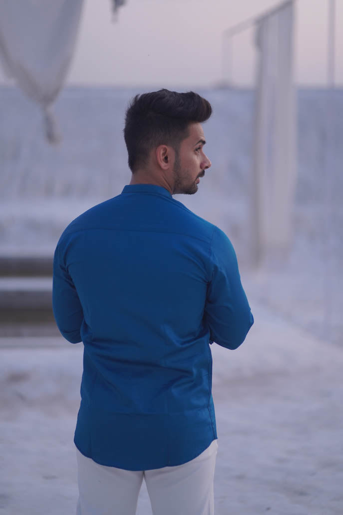Men Solid Blue with Mandarin Collar