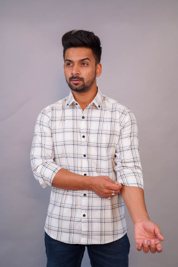 Men off White Small Checks Shirt