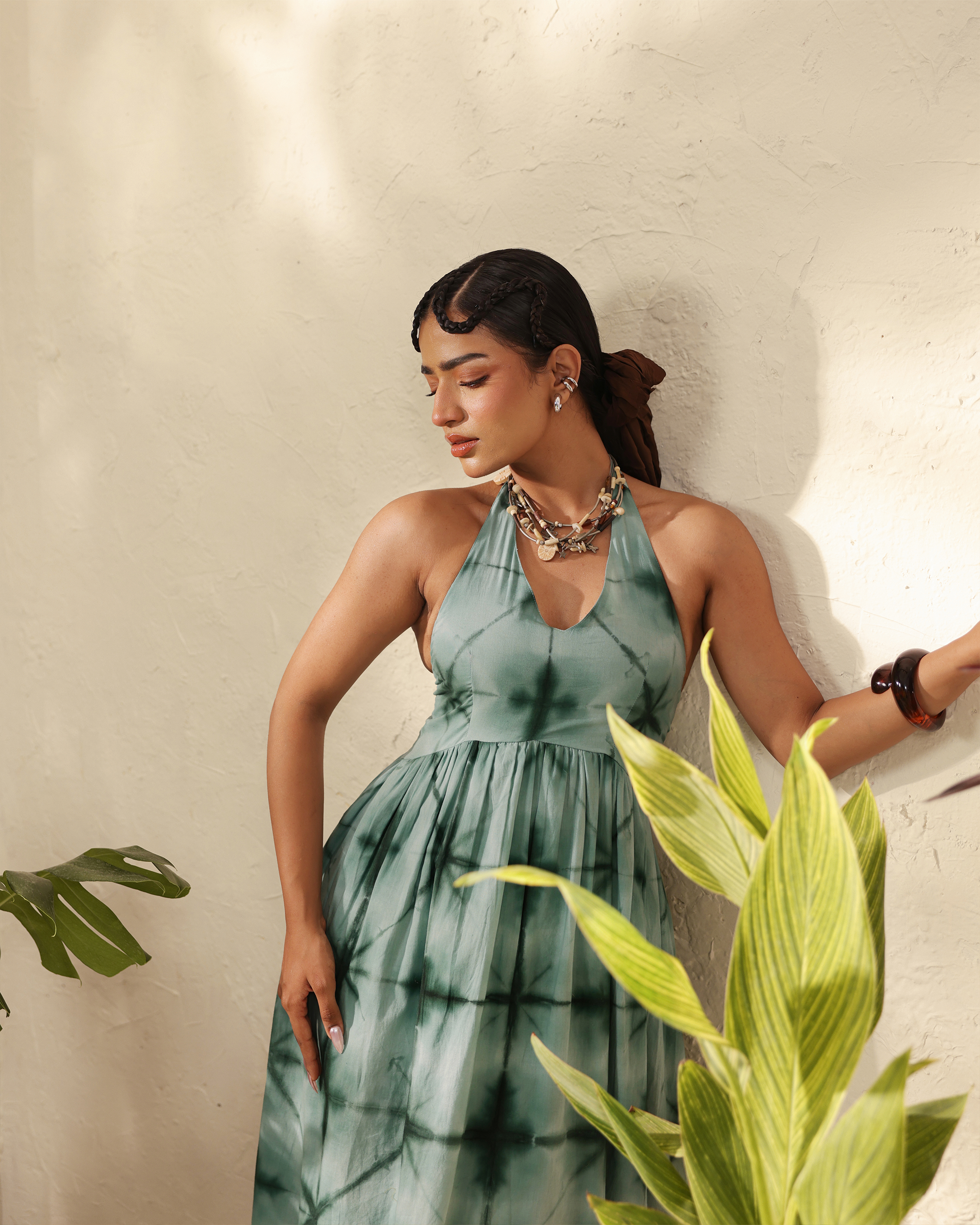 Sleeveless Tie-Dye Maxi Dress with Gathered Waist